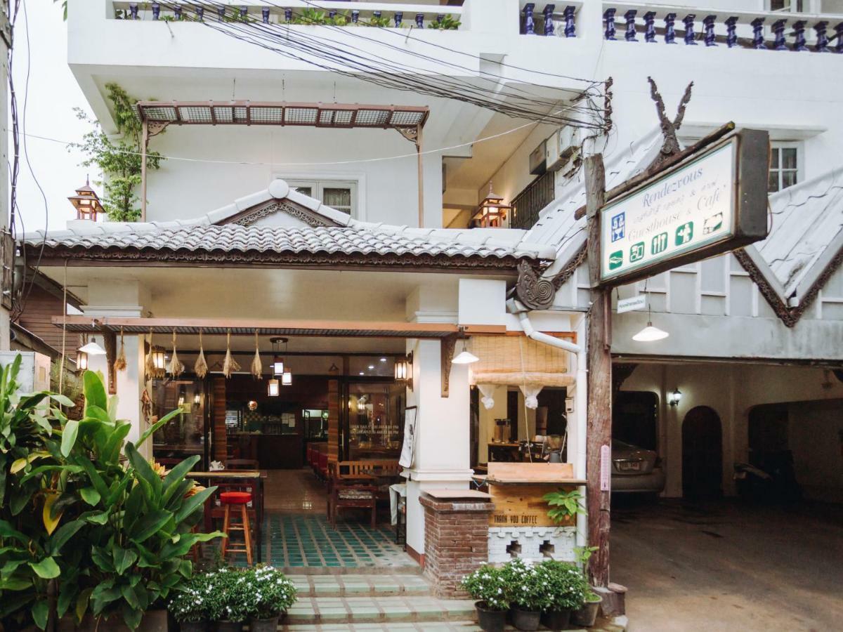 Rendezvous Oldtown Chiangmai Hotel Chiang Mai Exterior foto