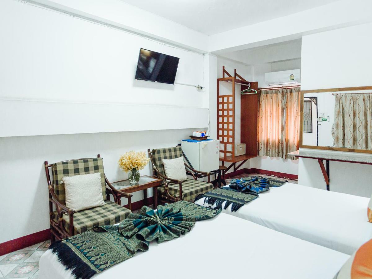 Rendezvous Oldtown Chiangmai Hotel Chiang Mai Exterior foto